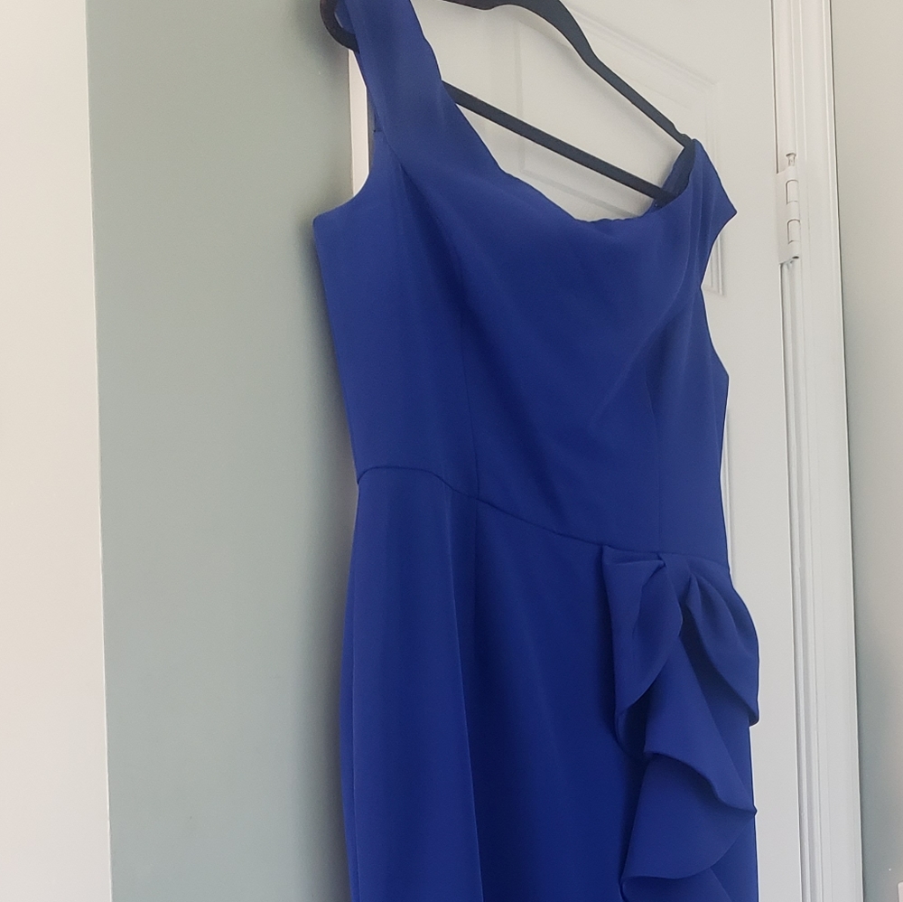 Vince Camuto blue gown, size 14